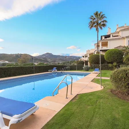 Apartment 2-bed In Capanes Del Golf Benahavis
