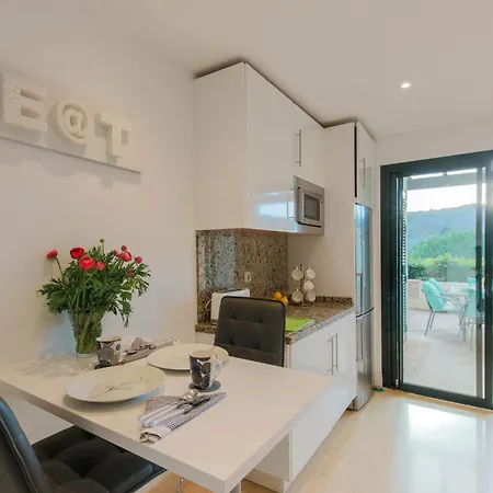 2-bed In Capanes Del Golf Apartment Benahavis