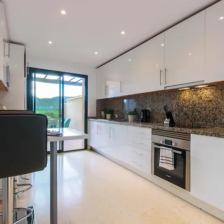 Apartment 2-bed In Capanes Del Golf Benahavis