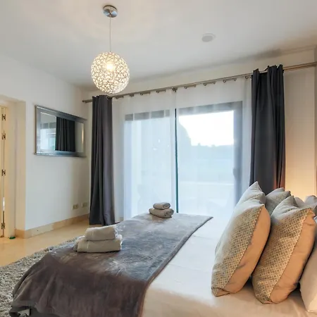 2-bed In Capanes Del Golf Benahavis