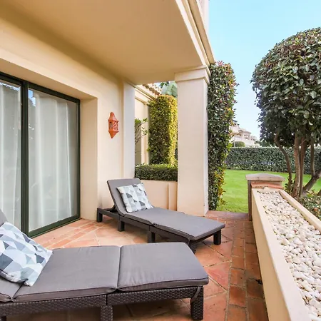 2-bed In Capanes Del Golf Apartment Benahavis